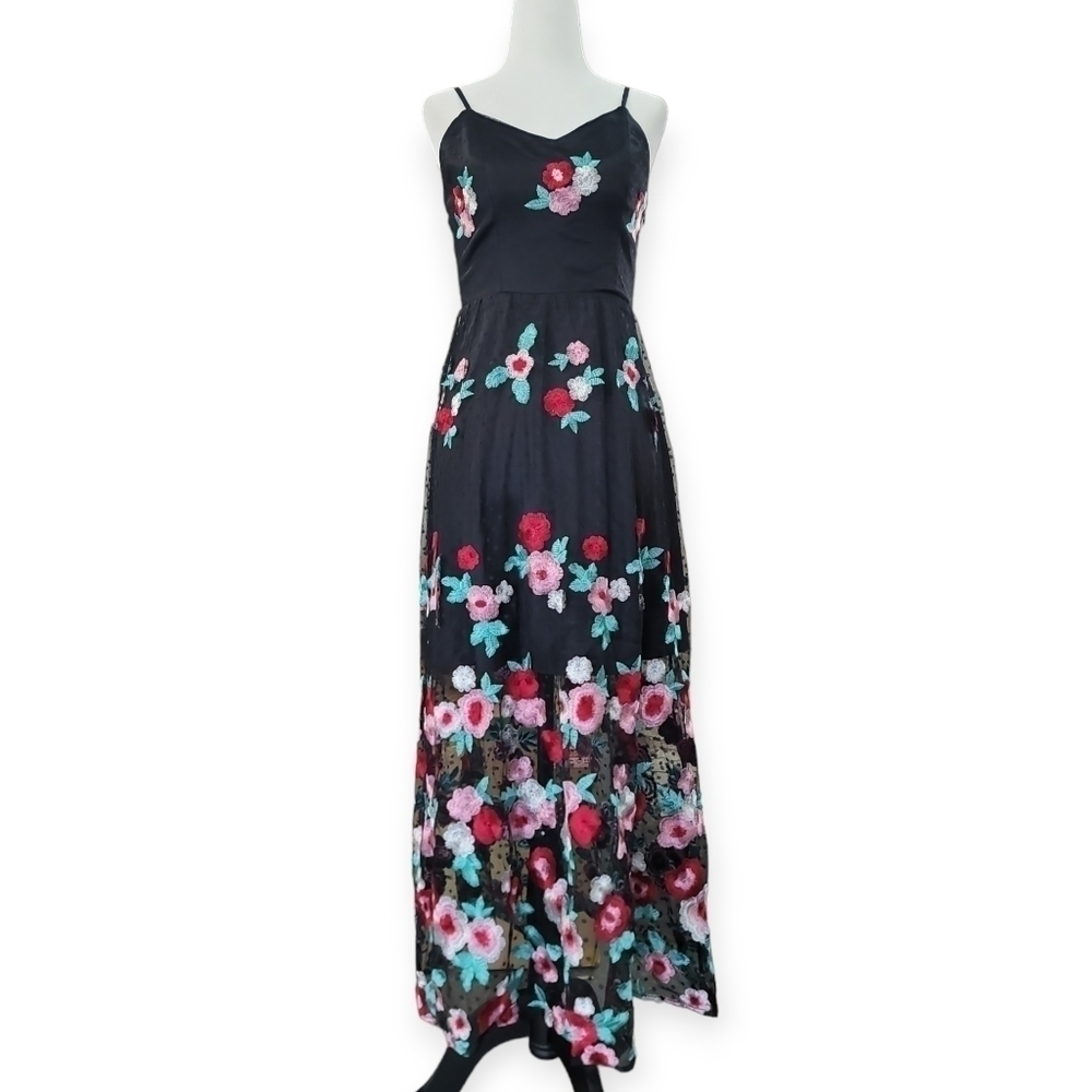 Glamorous Lace embroidered Floral  maxi Dress